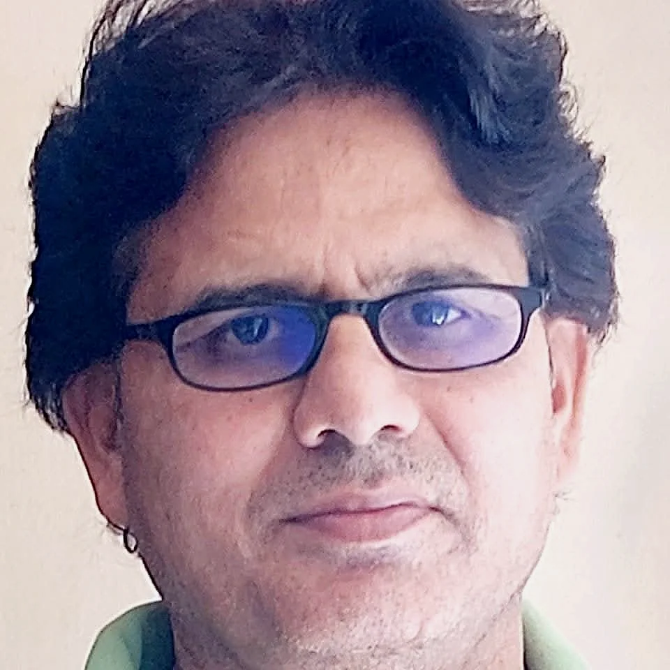 Mohtaj, founder of Fluvex LTD